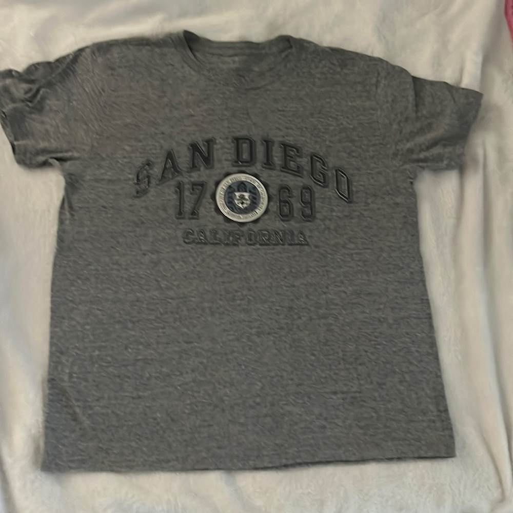 grey san diego tee shirt